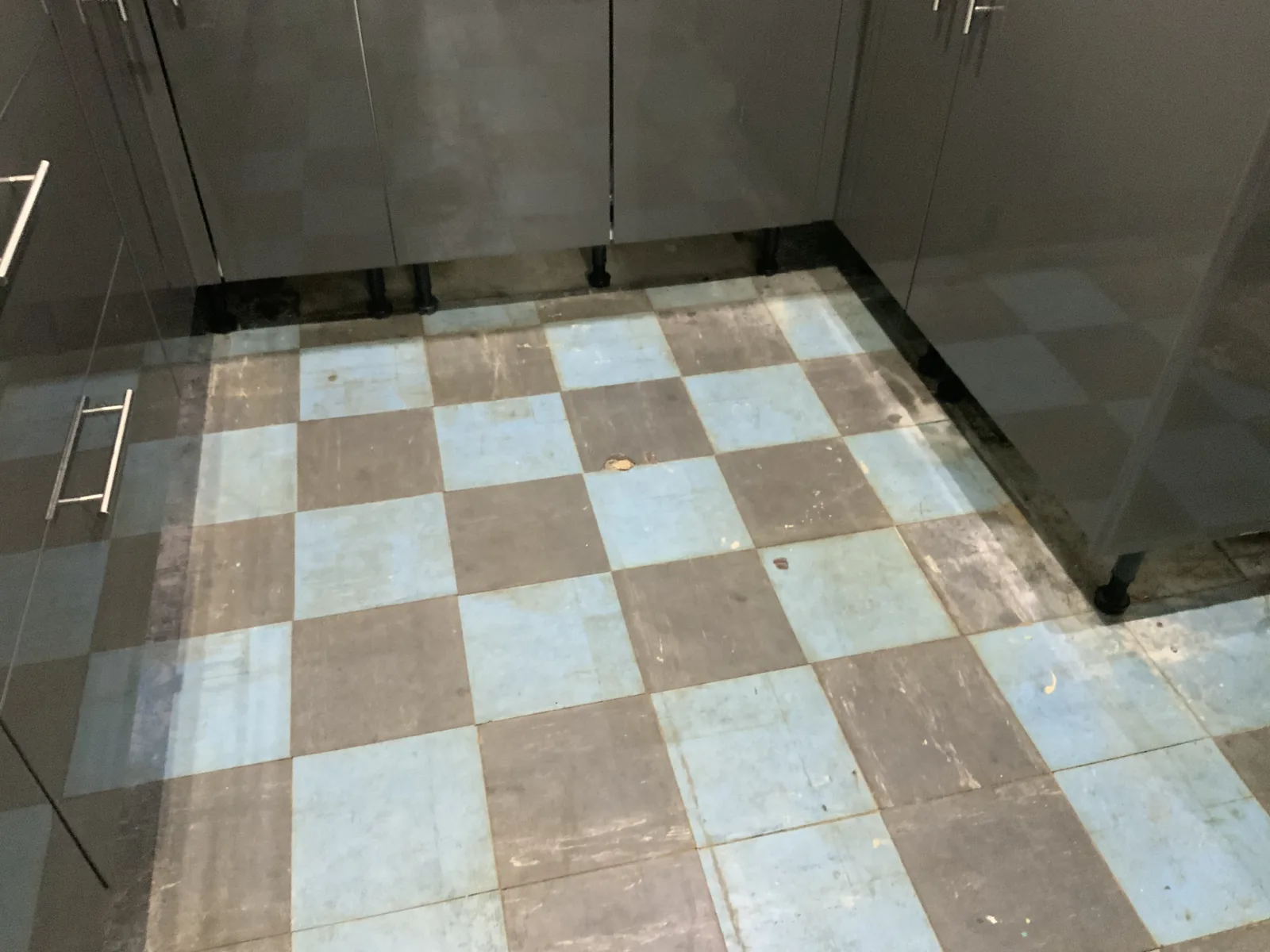 Kitchen floor tiles before removal
